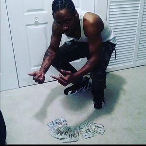 Meet your Posher, Jonathan